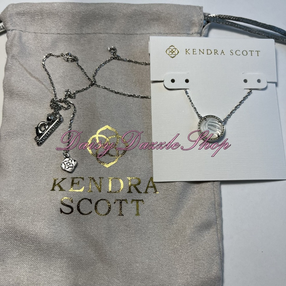 🏐Kendra Scott Volleyball Silver Short Pendant Necklace White Mother-of- Pearl🏐